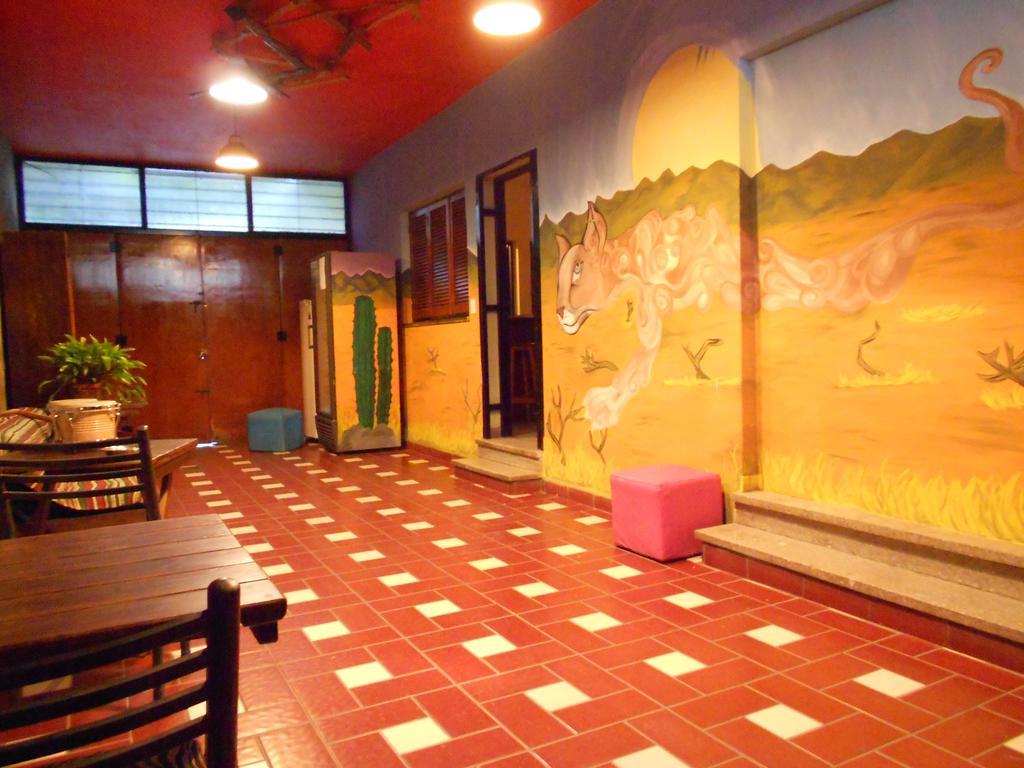 Hostel Trotamundos Сан-Хуан Экстерьер фото